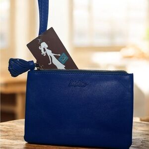 NWT! Desden vegan leather wristlet pouch